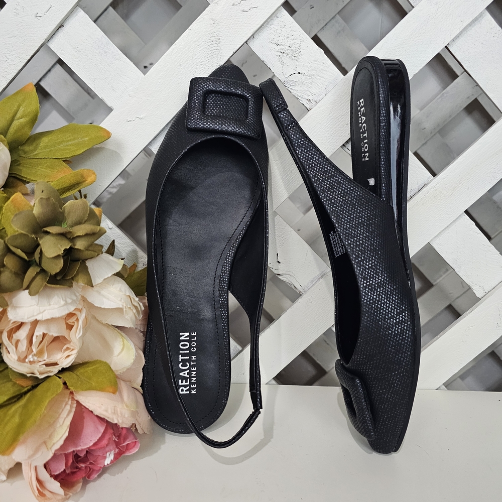 Kenneth Cole Reaction Black Textured Flats Size 8.5 NWOT